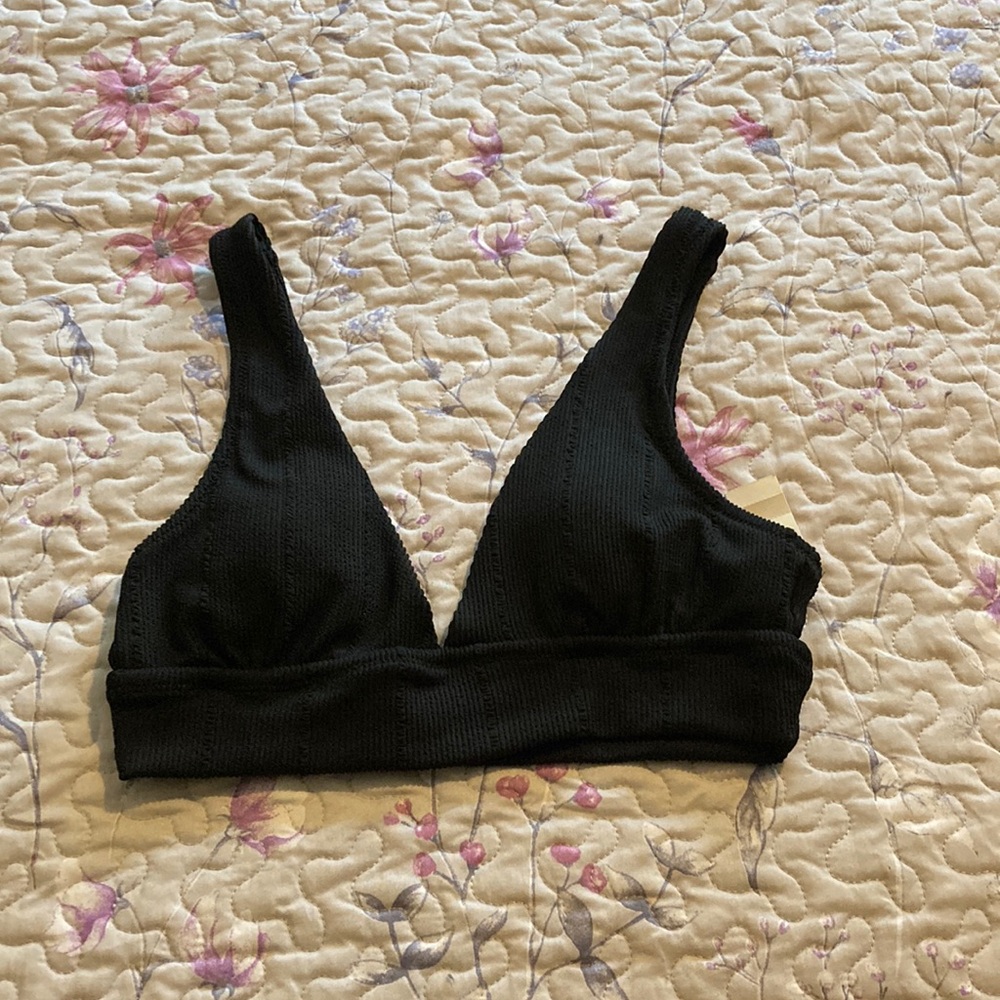 aerie Black Ribbed V-Neck Bralette